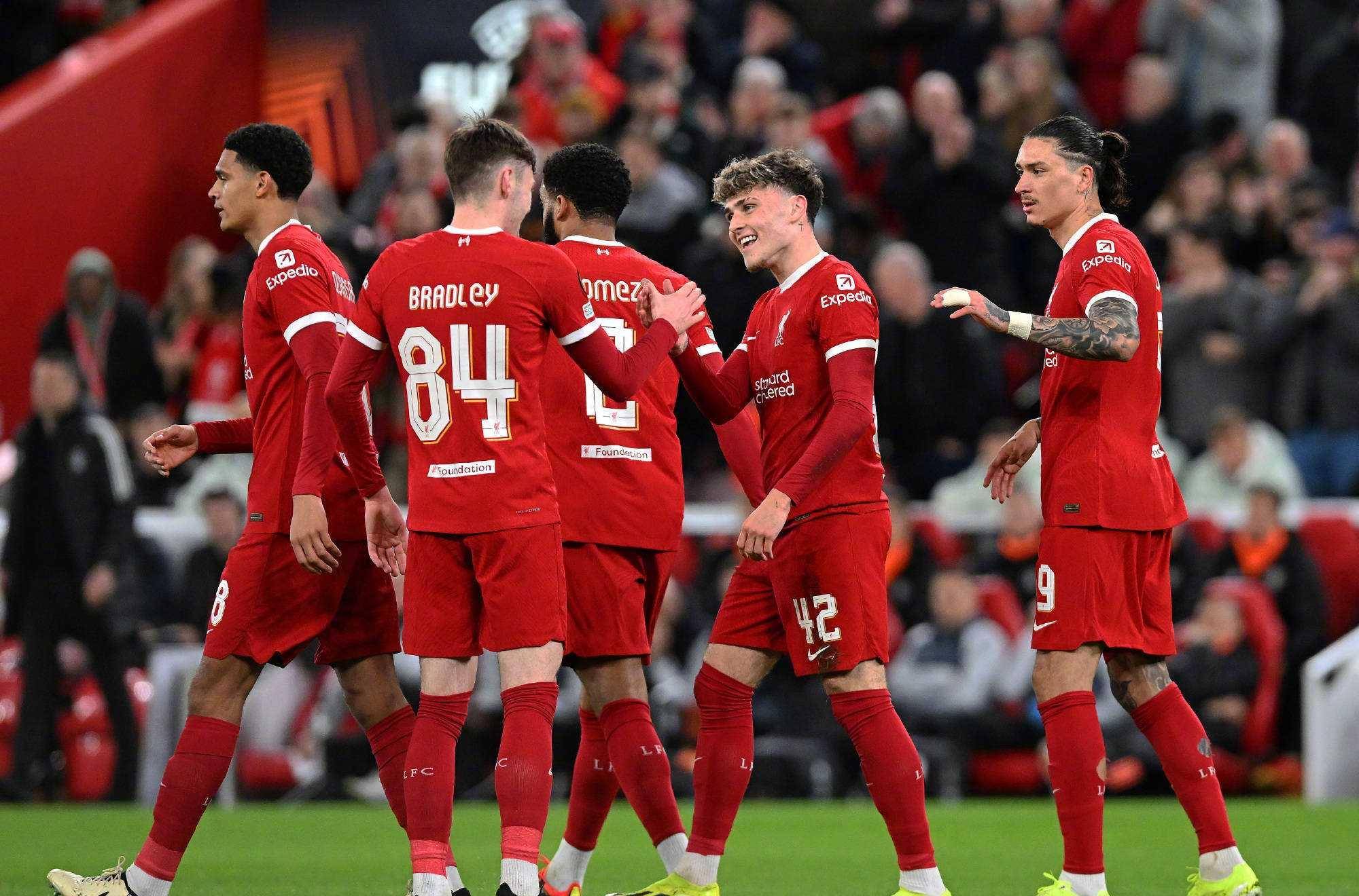 风云突变!AC米兰冲刺阶段豪取连胜,英超版图或变,媒体盛赞,控场能力受关注(2007ac米兰夺冠之路) 风云突变!AC米兰冲刺阶段豪取连胜,英超版图或变,媒体盛赞,控场能力受关注(2007ac米兰夺冠之路)